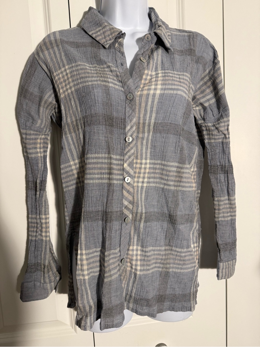 O'Neill Men's Gray and Cream Plaid Button-Down Shirt